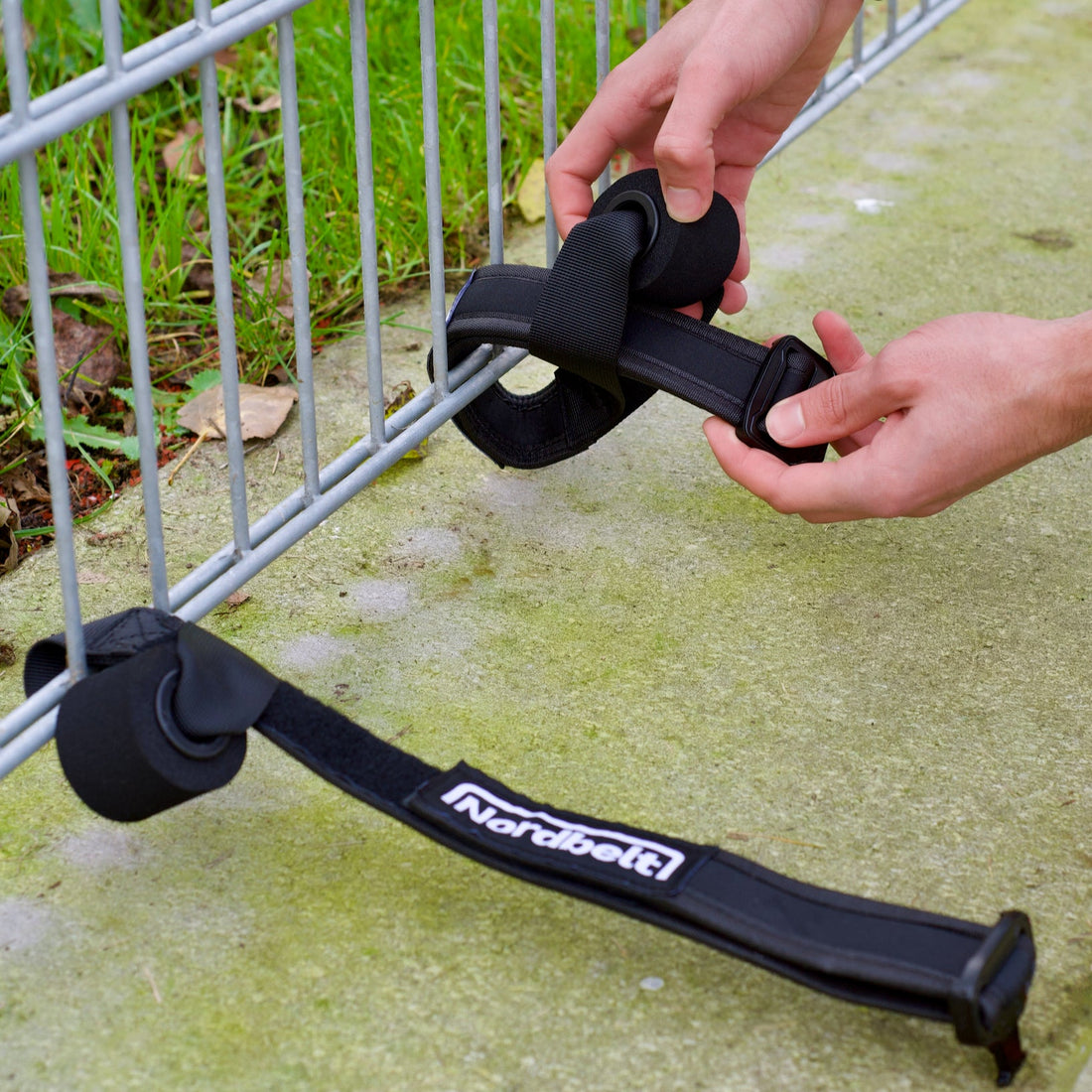 Nordic curl training station for personal trainers: a fixed workflow
