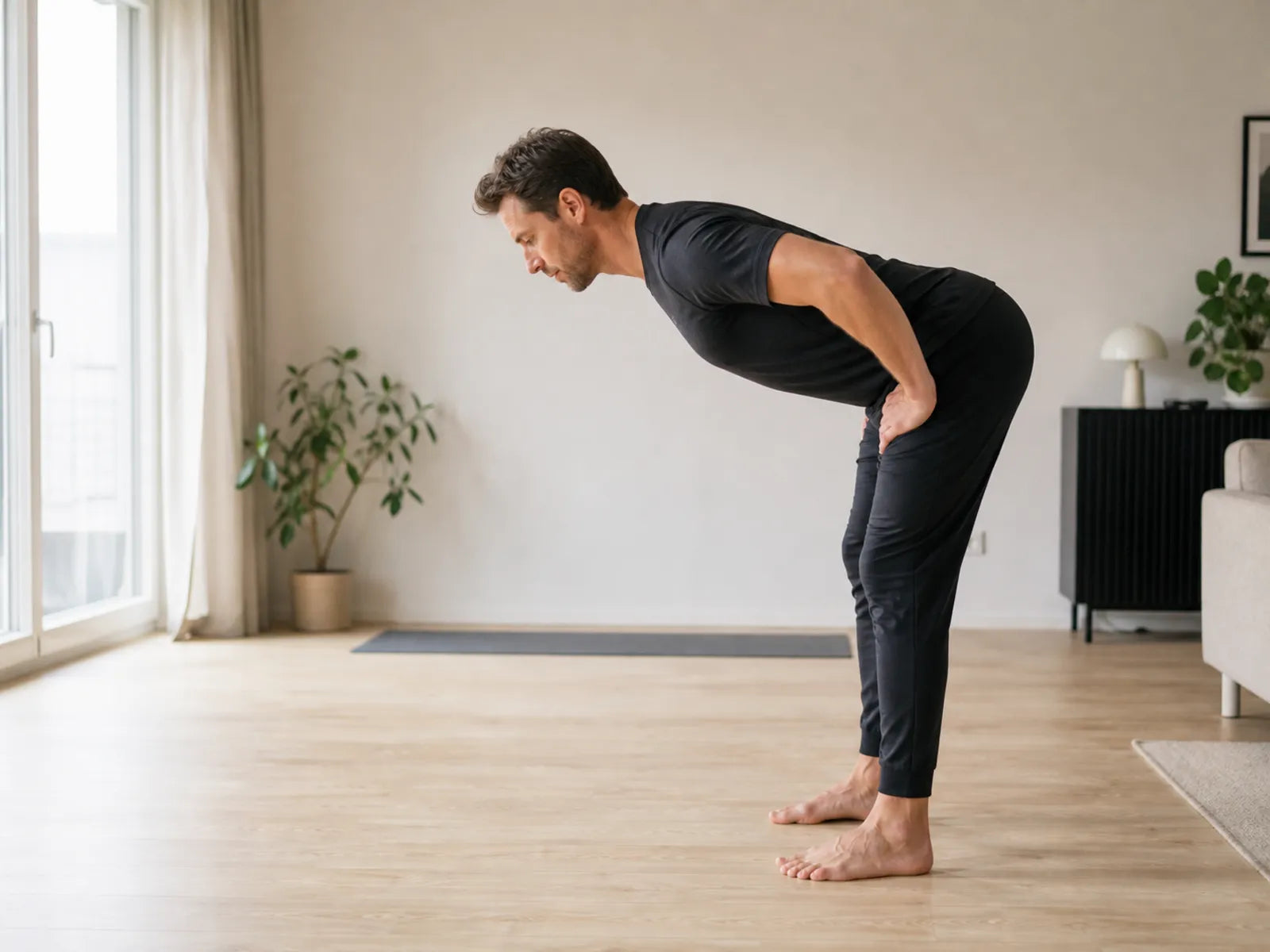 Kun Nordic curl on ainoa takareisiliike kotona, hallittu hip hinge näyttää täydentävän lonkkapainotteisen liikkeen.